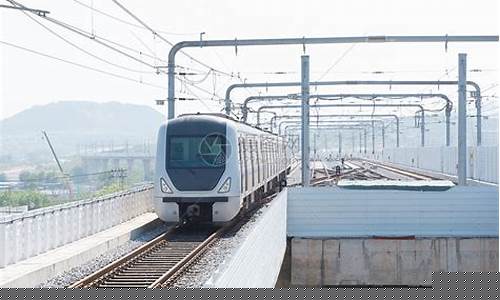 轻轨的轨道是什么样子(轻轨的轨道图片)_https://www.jianghaiboli.com_期货_第1张