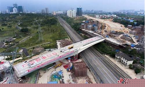 怎么看高铁跨不跨局(高铁跨站上车怎么找检票口)_https://www.jianghaiboli.com_外盘期货_第1张